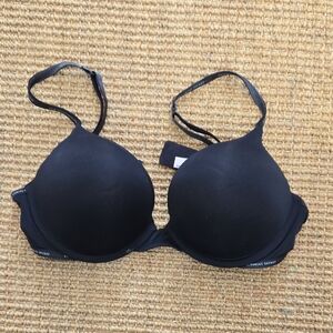 Victorias Secret Bombshell Push Up Bra Size 34C